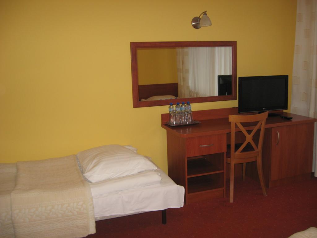 Osrodek Morsko Plus Hotel Zewnętrze zdjęcie